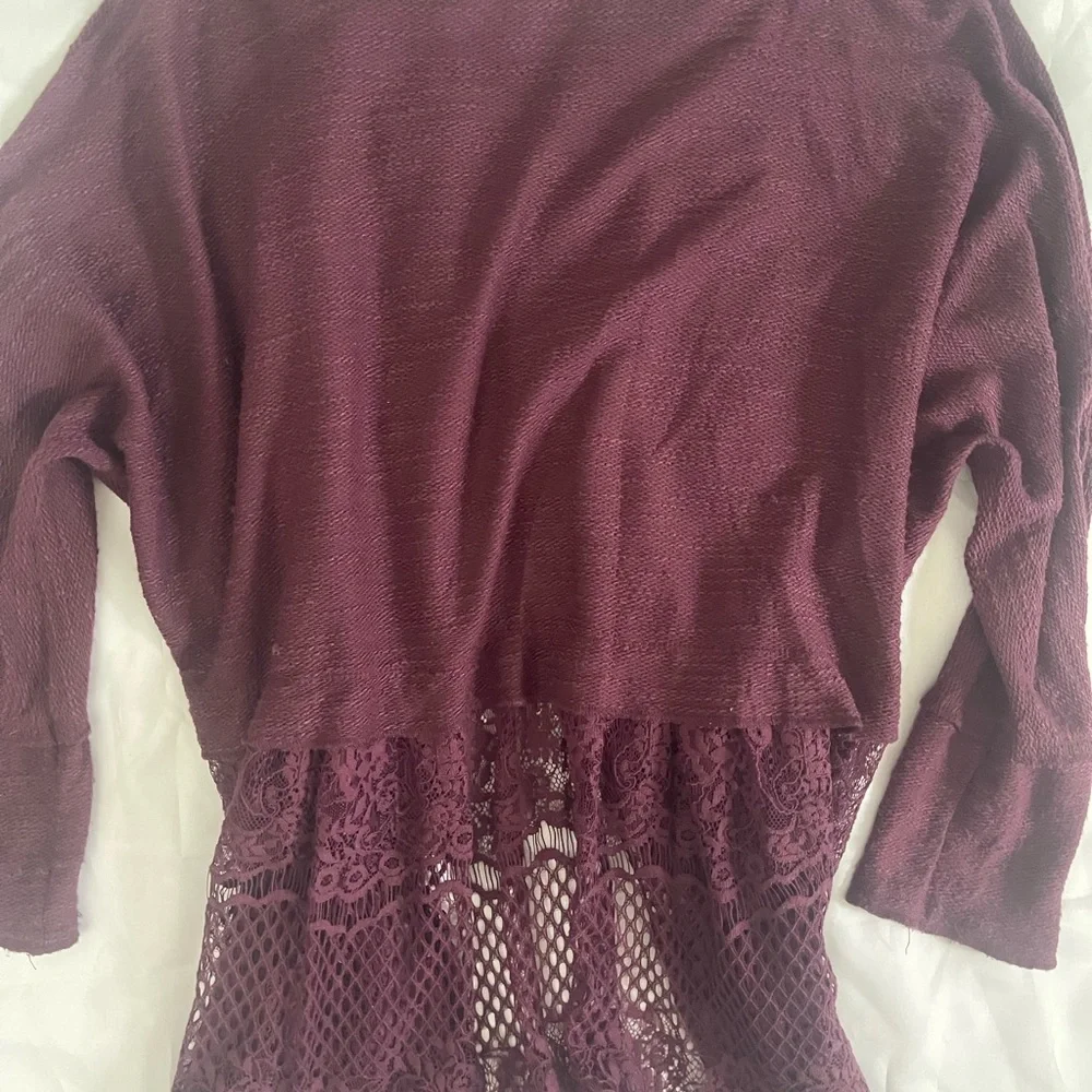 Knox Rose Red Ruffled Cardigan - Picture 4 of 7
